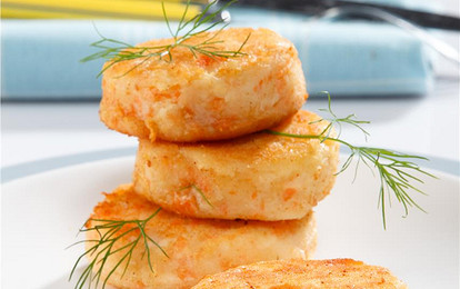 Нежные котлеты из картофеля и красной рыбы