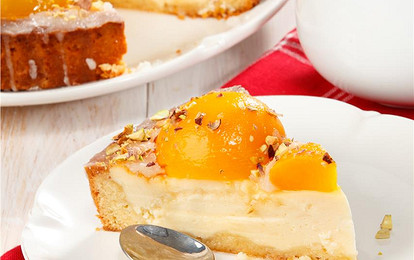 Сырный торт с персиками