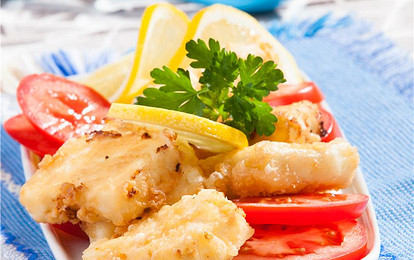 Жареный сыр с пряными травами и мускатным орехом