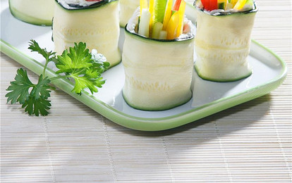Роллы из цукини с творожным сыром