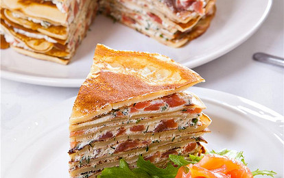 Блинный торт с семгой