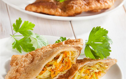 Чебуреки с овощной начинкой
