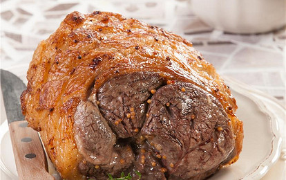 Жаркое из баранины под винным соусом