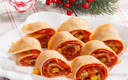 Блинчики с овощами и колбасой