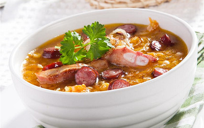 Суп с копчеными ребрышками