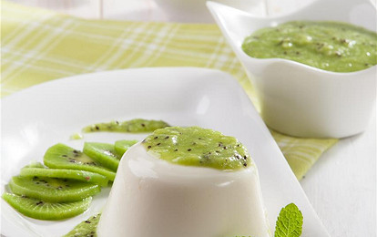 Панна котта с киви и мятой