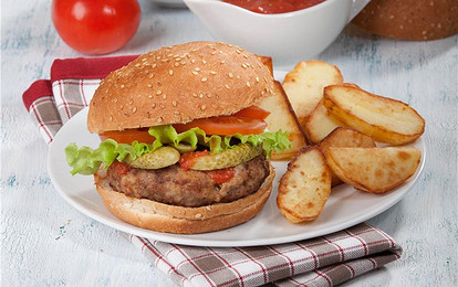 Гамбургер с картошкой