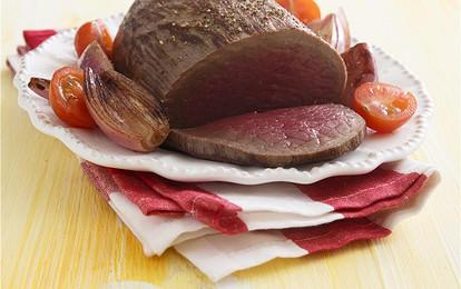 Сочный ростбиф с луком