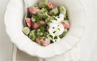 Ньокки со свеклой и шпинатом