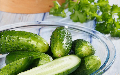 Малосольные огурцы