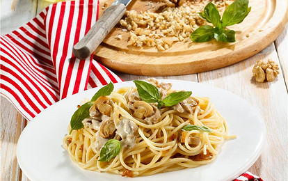 Спагетти по-гречески