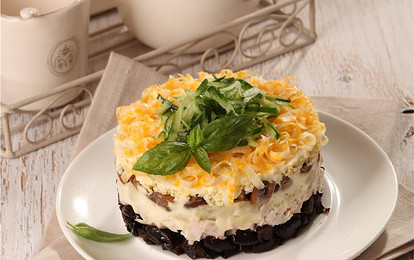 Салат “Гости на пороге”