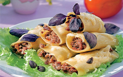 Каннеллони с говядиной