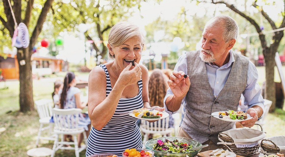 5 правил питания для долголетия от тех, кому от 80 и старше (они почти ни в чем себе не отказывают)