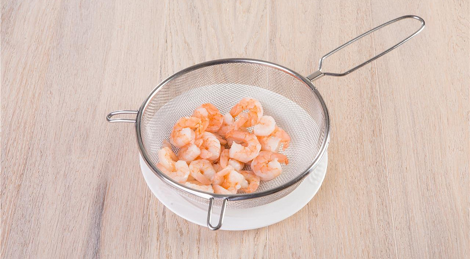 Салат с морепродуктами  - фото шага 1