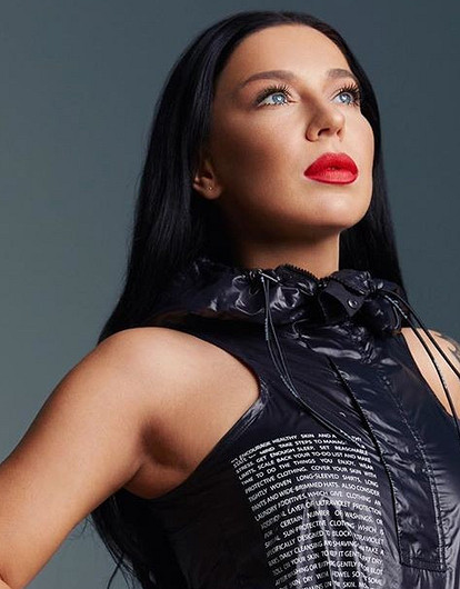 Певица Елка кардинально сменила имидж для новой фотосессии (видео)