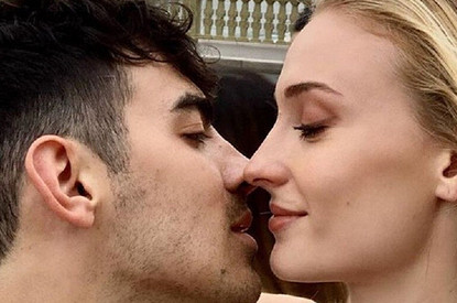 Звезда «Игры престолов» Софи Тернер родила дочь