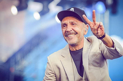 Сергей Шнуров возродил группу «Ленинград» и выпустил новый клип (видео)