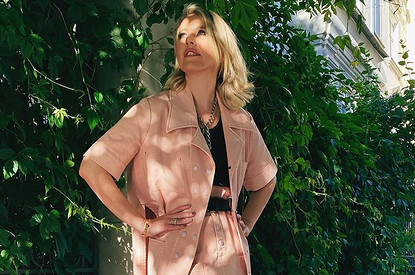 «Лето.Комары.Любофф»: Ксения Собчак показала новое фото с Константином Богомоловым