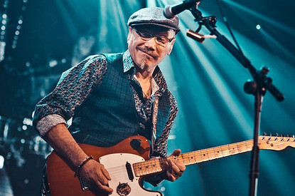 Гитарист группы «Чайф» заразился коронавирусом (видео)