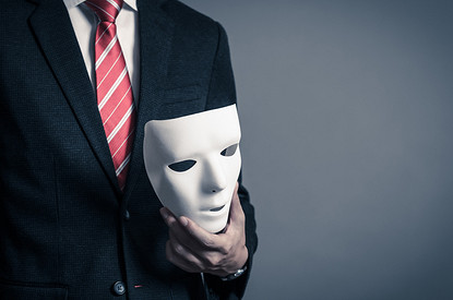 Как не стать жертвой брачного афериста: 4 типа мужчин, которых нужно сразу отсекать