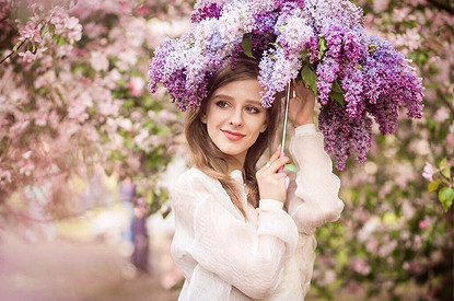 Звезда «Папиных дочек» Лиза Арзамасова ответила на критику ее романа с Авербухом