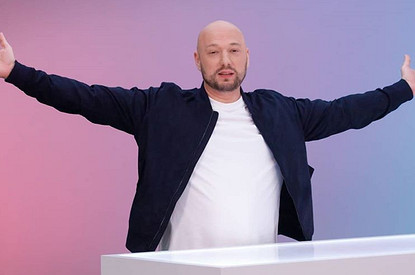 «Как у Питта и Джоли»: Владимир Маркони объяснил слова о постановочном разводе Харламова и Асмус