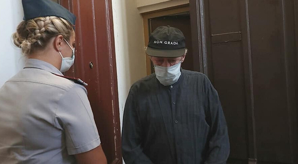 Михаила Ефремова госпитализировали прямо из зала суда (видео)