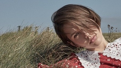 Тренд сезона: 6 вещей с огромными воротниками «Питер Пэн»