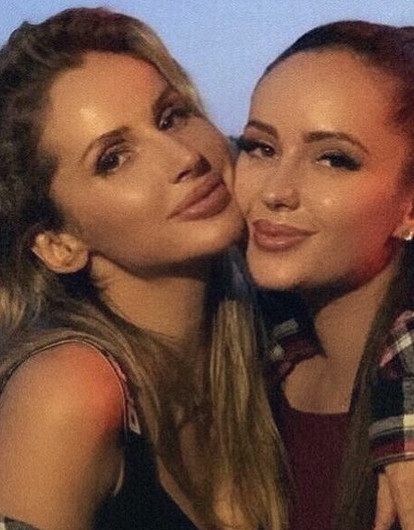 Светлана Лобода впервые за долгое время показала свою младшую сестру