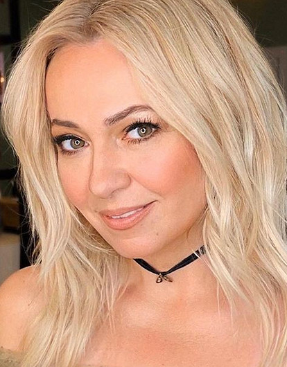 Яна Рудковская возмутила пользователей Сети своим новым видео (все из-за платья)