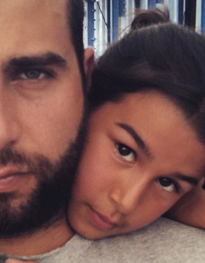 Иван Ургант поделился новыми фото своей старшей дочери Эрики