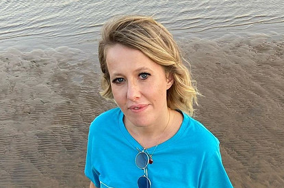 Ксения Собчак показала прическу в виде груди из клипа Лободы