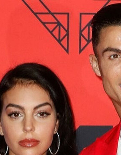 Криштиану Роналду и Джорджина Родригес спровоцировали слухи о своей помолвке