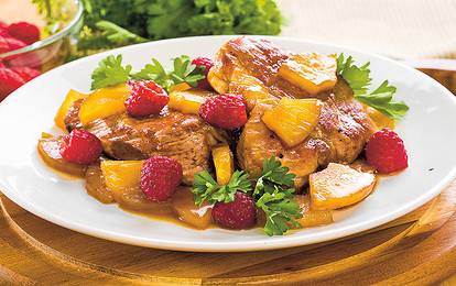 Свинина с малиной