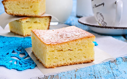 Плохо взбитые яйца, лишняя влага и другие причины, почему бисквит падает, когда достаешь из духовки