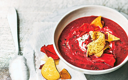 Свекольный суп-пюре с яблоком