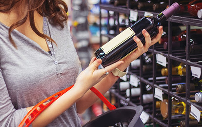 Домашний сомелье: как выбрать хорошее красное сухое вино (и за вменяемые деньги)