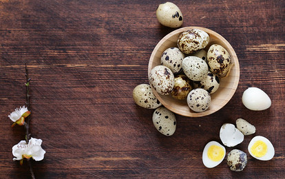В кастрюле, на пару и в микроволновке: как правильно варить перепелиные яйца