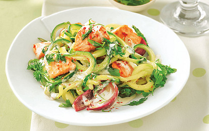 Спагетти из кабачков с лососем