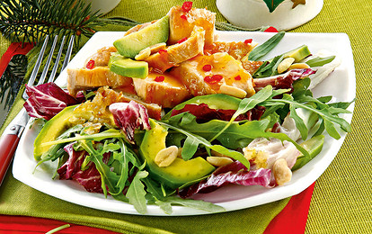 4 рецепта салатов для тех, кому надоел «Оливье»