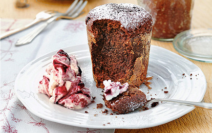 Шоколадные мини-кексы в бокалах