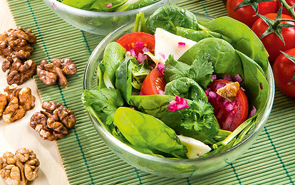 Салат со шпинатом