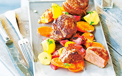 Медальоны из телятины с сезонными овощами