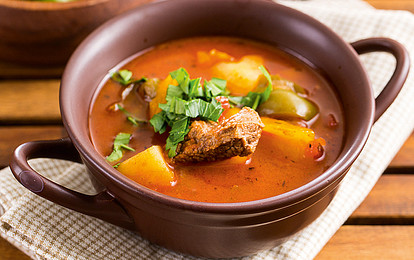 Суп-гуляш с картофелем