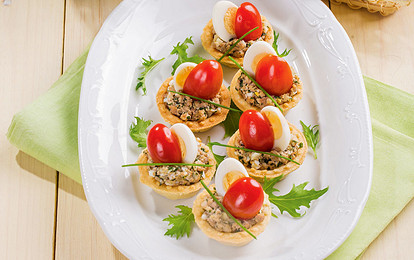 Простые рецепты на праздничный стол: 4 закуски