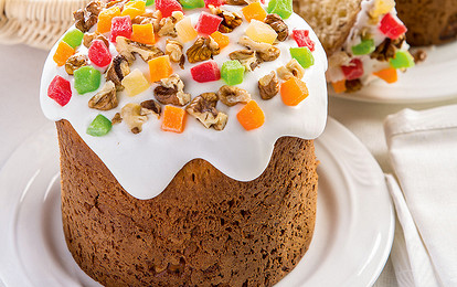 Кулич на сливках с цукатами