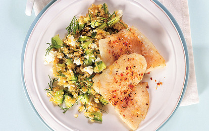 Рыбное филе с салатом из киноа