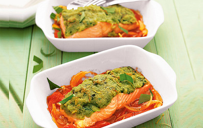 Лосось с овощами