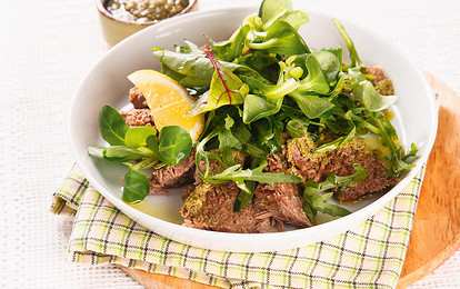 Говядина с зеленым соусом